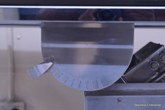 BAILEY PROFESSIONAL ELECTRIC TILT LIFT TABLE