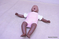AFRICAN AMERICAN BABY CPR PRACTICE