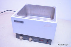 FISHER SCIENTIFIC WATER BATH 10 LITER NO LID
