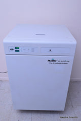 NUAIRE DH AUTOFLOW CO2 AIR-JACKETED INCUBATOR MODEL NU-5500