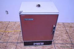 PRECISION GRAVITY CONVECTION OVEN MODEL 17