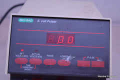 BIO-RAD MODEL 1652102 E. COLI PULSER POWER SUPPLY