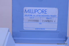 MILLIPORE MILLI-Q UV PLUS PURE WATER PURIFICATION SYSTEM CAT. ZFRO06010