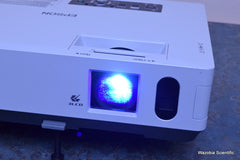 EPSON 3LCD PROJECTOR MODEL EMP-1810