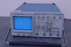 TEKTRONIX 2465 300 MHZ OSCILLOSCOPE