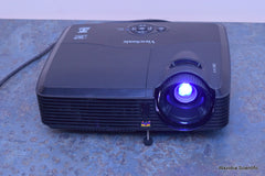 VIEWSOINC DLP PROJECTOR PJD5123 WITH REMOTE