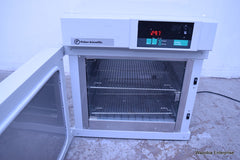 FISHER SCIENTIFIC ISOTEMP INCUBATOR MODEL 625D