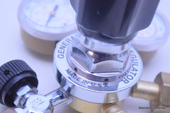 FISHERBRAND CARBON DIOXIDE GAS REGULATOR MODEL 10-572-1F 3000 PSIG