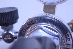 FISHERBRAND CARBON DIOXIDE GAS REGULATOR MODEL 10-572-1F 3000 PSIG