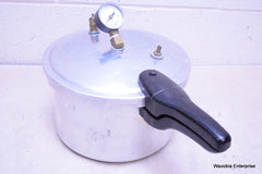 PRESTO PRESSURE COOKER