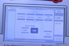 LOT OF 2 INVITROGEN COUNTESS AUTOMATED CELL COUNTER C10281