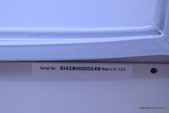 NEW BRUNSWICK SCIENTIFIC INCUBATOR SHAKER SERIES INNOVA 42