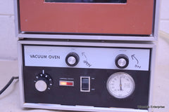 PRECISION VACUUM OVEN MODEL 19 CAT. NO. 31468-29