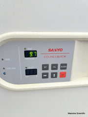 SANYO CO2 LABORATORY INCUBATOR MODEL MCO-17AI