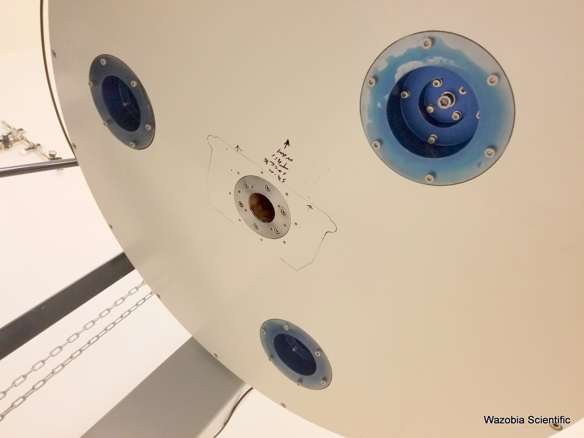 BRUKER 600 NMR ULTRASHIELD SPECTROMETER NUCLEAR MAGNETIC RESONANCE MAGNET