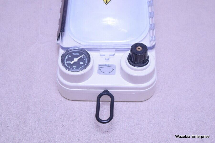 MALLINCKRODT MEDICAL AUTOMATIC PRESSURE INFUSOR MODEL AD-1000