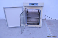 FORMA SCIENTIFIC CO2 WATER JACKETED INCUBATOR MODEL 3110