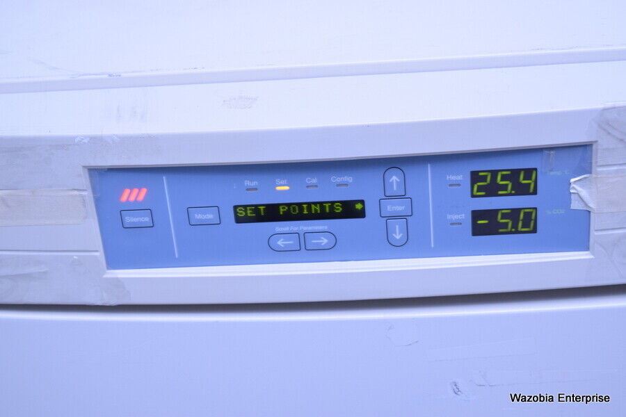 FORMA SCIENTIFIC CO2 WATER JACKETED INCUBATOR MODEL 3110