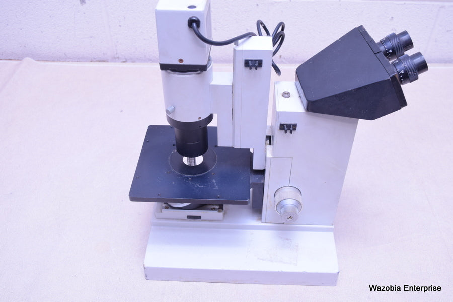 LEITZ EPIVERT MICROSCOPE