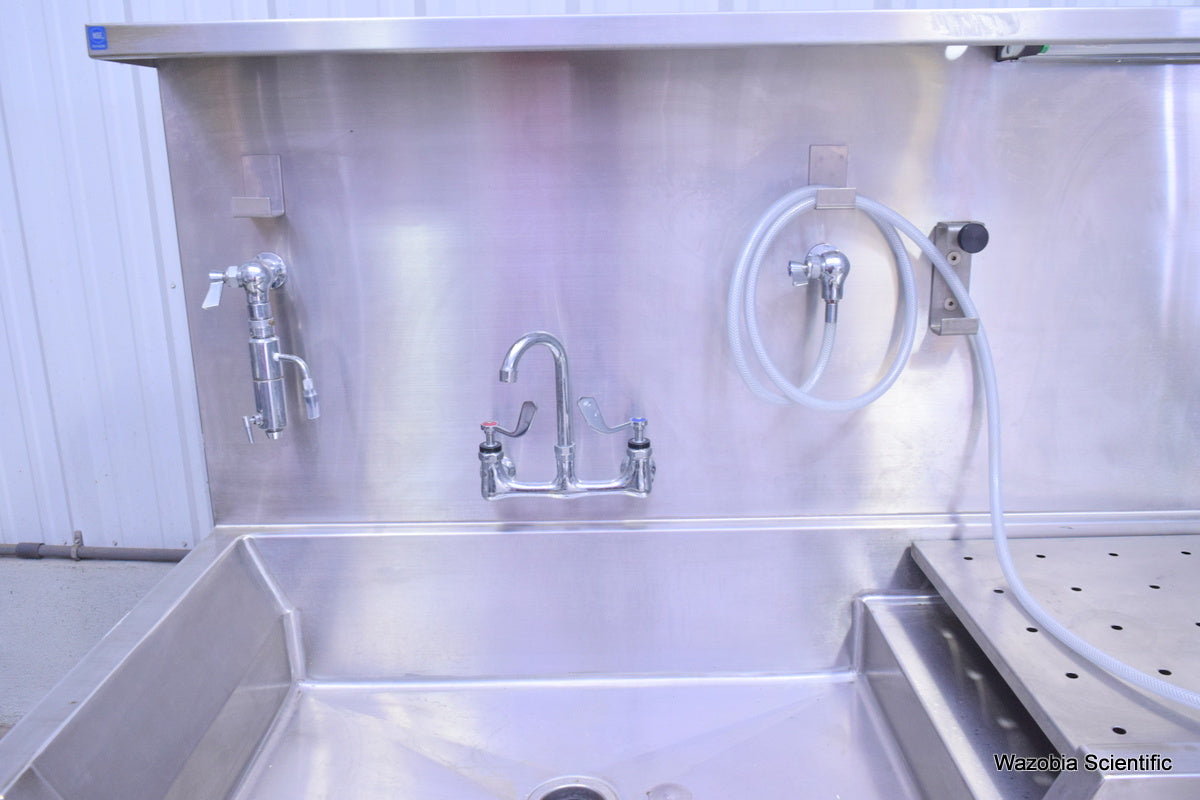 MORTECH MANUFACTURING AUTOPSY STATION LEFT SINK 1036-7 WITH INSINKERATOR SS50-26