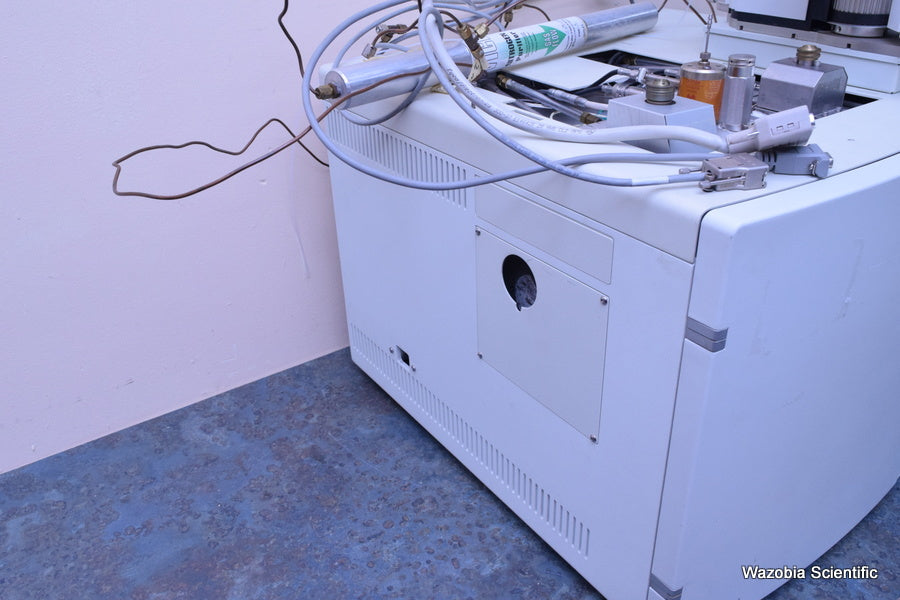 THERMOQUEST CHROMATOGRAPH SYSTEM MODEL TRACE-GC 2000 WITH AUTOSAMPLER INJECTOR
