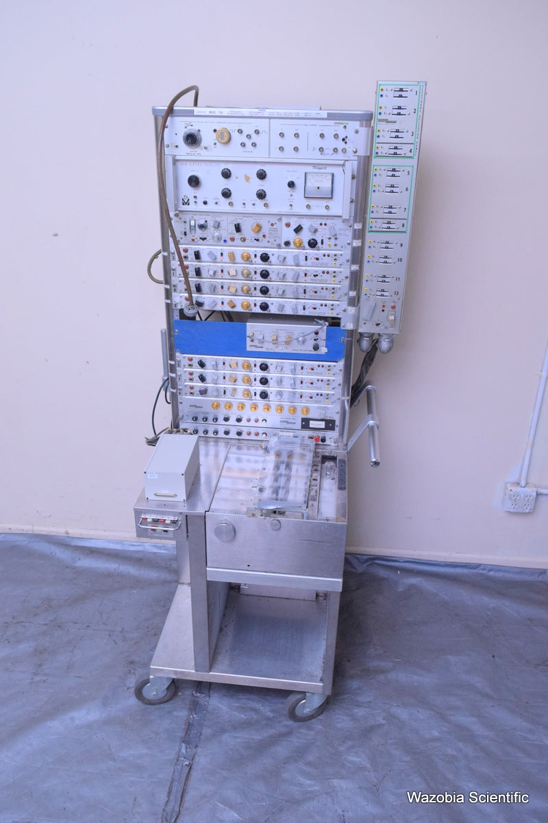 GRASS INSTRUMENT MODEL 78B EEG & POLYGRAPH DATA RECORDING SYSTEM AM7 7P511 AMPLI