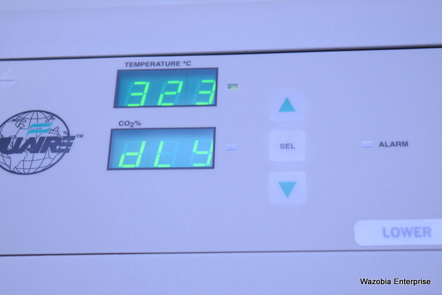 NUAIRE IR AUTOFLOW CO2 WATER-JACKETED INCUBATOR MODEL NU-8700