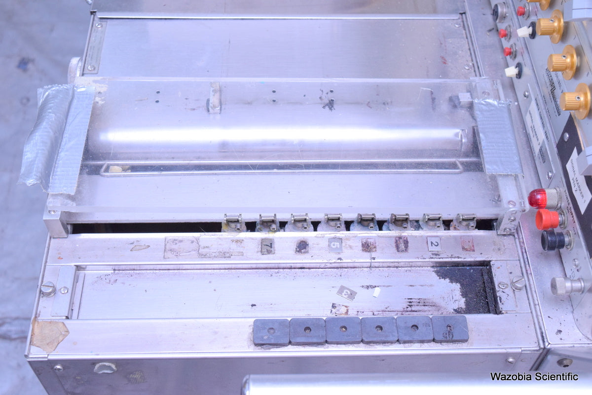 GRASS INSTRUMENT MODEL 78B EEG & POLYGRAPH DATA RECORDING SYSTEM AM7 7P511 AMPLI