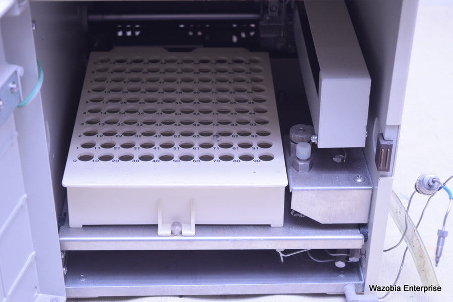 SHIMADZU AUTO INJECTOR SIL-10A WITH SYSTEM CONTROLLER SCL-10A VP
