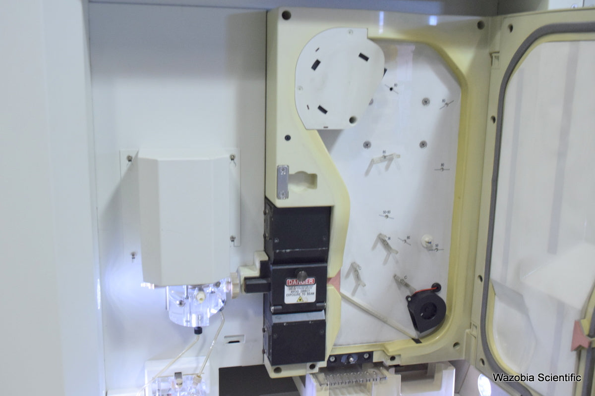HITACHI AB APPLIED BIOSYSTEMS 3130X GENETIC ANALYZER 4352322 628-0040