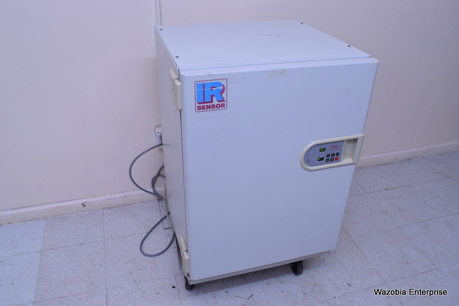 SANYO CO2 INFRARED IR SENSOR INCUBATOR MCO-17AI