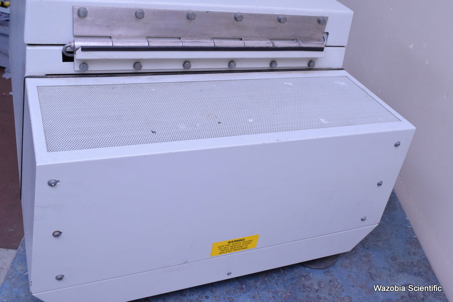 IEC CENTRA-7R REFRIGERATED CENTRIFUGE WITH ROTOR AND BUCKETS