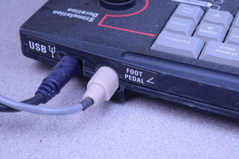 XLTEK XCALIBUR EMG  SYSTEM  STIMULATOR ACQUISITION BREAKOUT BOX DIGITAL BOX