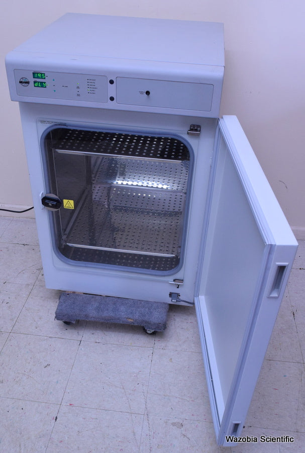 NUAIRE AUTOFLOW IR DIRECT HEAT CO2 INCUBATOR MODEL NU-5510