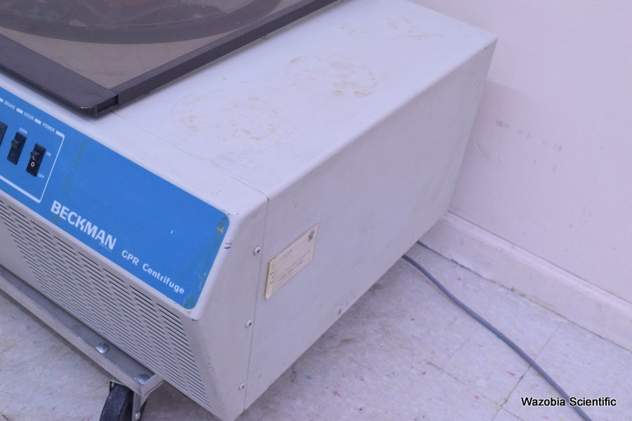 BECKMAN GPR REFRIGERATED CENTRIFUGE WITH ROTOR  BUCKETS AND ADAPTER 349702