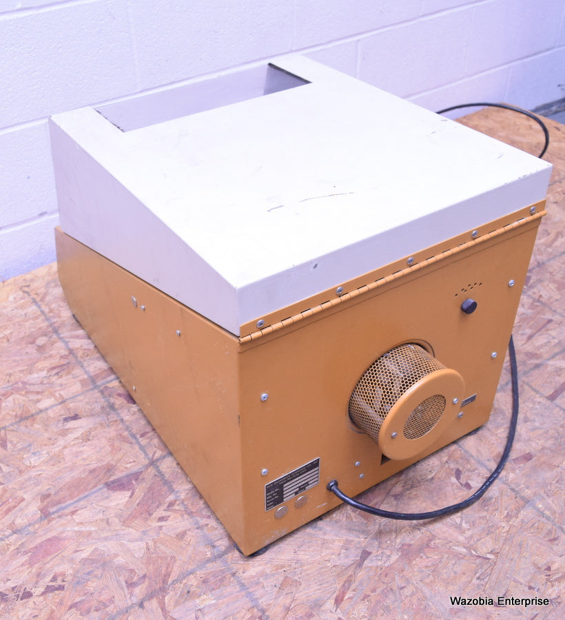 NEW BRUNSWICK SCIENTIFIC MODEL G24 ENVIRONMENTAL INCUBATOR SHAKER