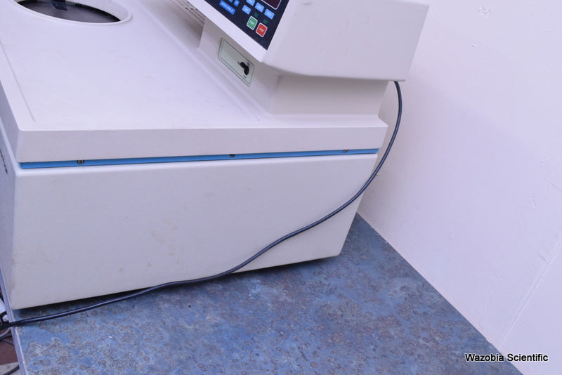 BECKMAN TL-100 ULTRACENTRIFUGE NO ROTOR