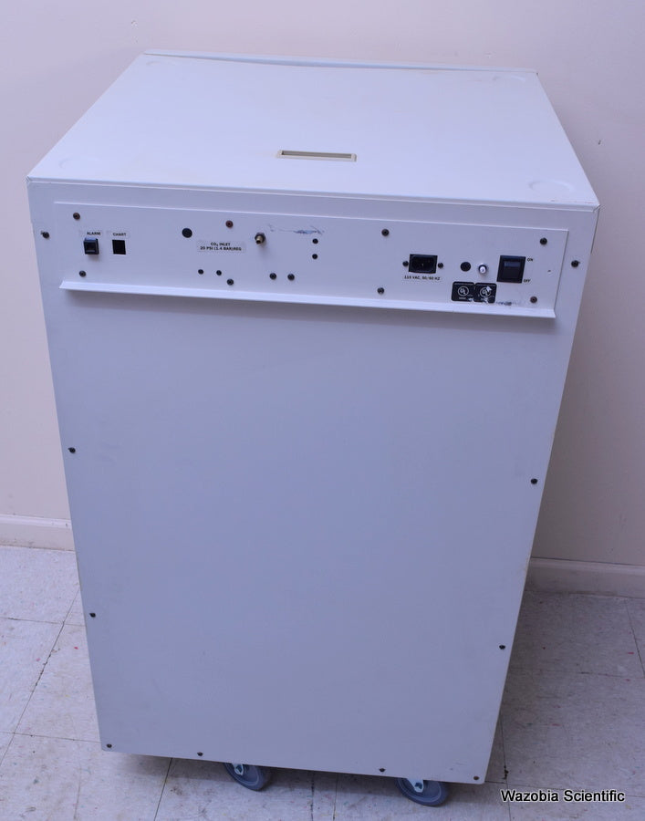 NUAIRE DH AUTOFLOW CO2 AIR-JACKETED INCUBATOR MODEL NU-5500