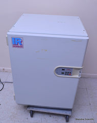 SANYO CO2 LABORATORY INCUBATOR MODEL MCO-17AI