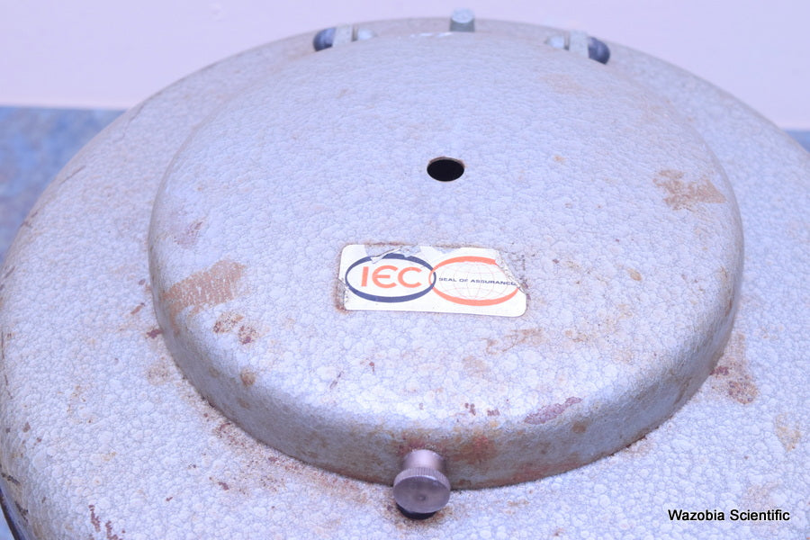 IEC CLINICAL CENTRIFUGE S/N 66497M-2 WITH ROTOR
