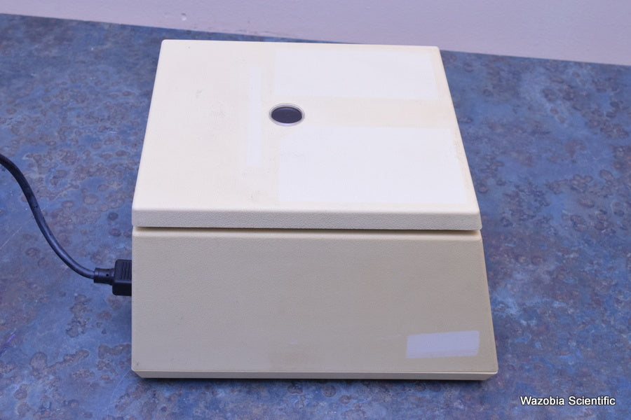 BECKMAN MICROFUGE LITE LABORATORY CENTRIFUGE CAT. 365606 WITH ROTOR F1802