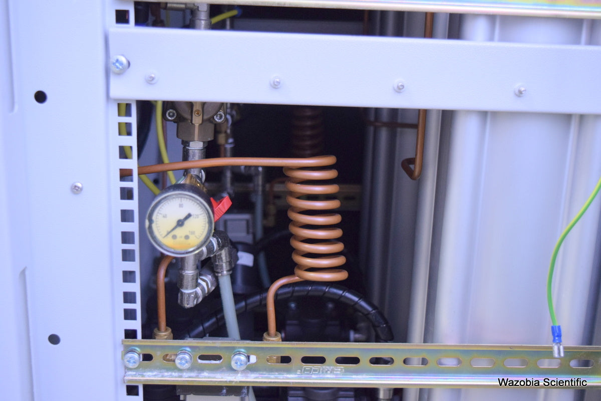 RIGAKU EXTREME 2000 PEAK SCIENTIFIC NG20LA NITROGEN GENERATOR