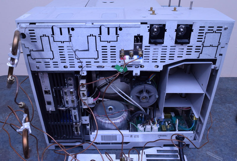 HP AGILENT 6890 SERIES GC  PLUS SYSTEM G1530A WITH FID DETECTOR