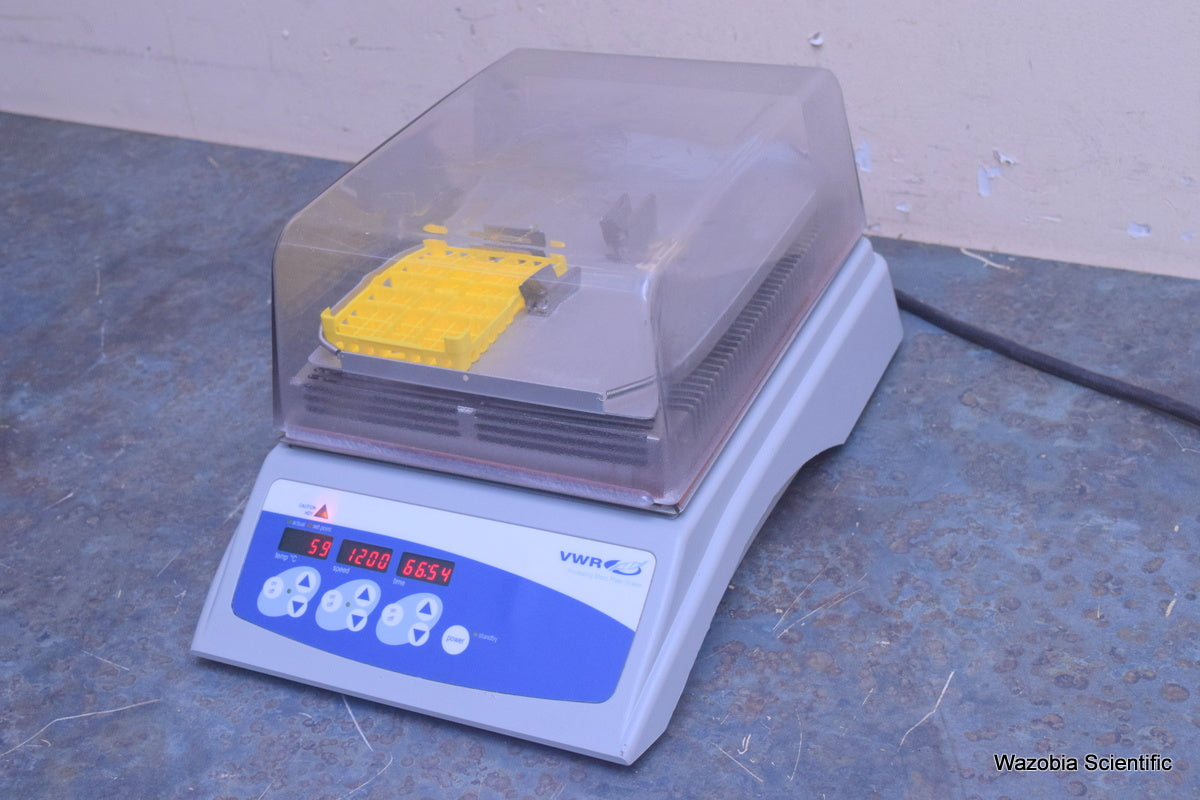 VWR INCUBATING MICROPLATE SHAKER 12620-930 MINI MICRO SHAKER