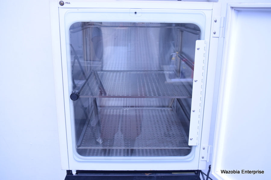 QUEUE SYSTEMS  CO2 INCUBATOR MODEL 02720