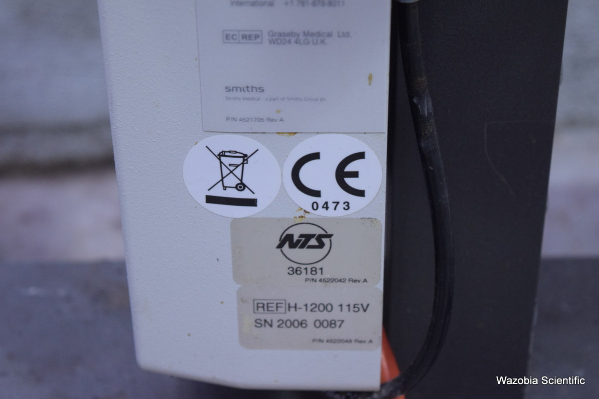SMITHS MEDICCAL LEVEL 1 H-1200 FAST FLOW FLUID WARMER