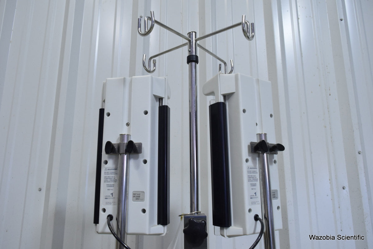 SMITHS MEDICCAL LEVEL 1 H-1200 FAST FLOW FLUID WARMER