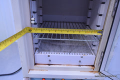 BLUE M STABIL-THERM DRY TYPE  GRAVITY CONVECTION  OVEN MODEL 100A 86 F TO 149 F