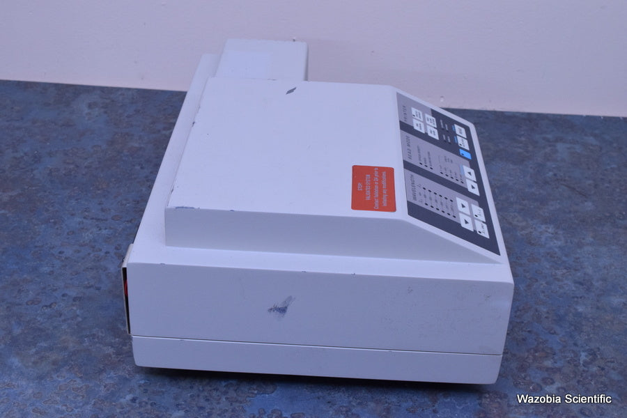 MOLECULAR DEVICES V MAX KINETIC MICROPLATE READER