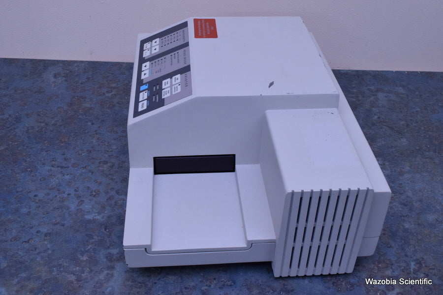 MOLECULAR DEVICES V MAX KINETIC MICROPLATE READER